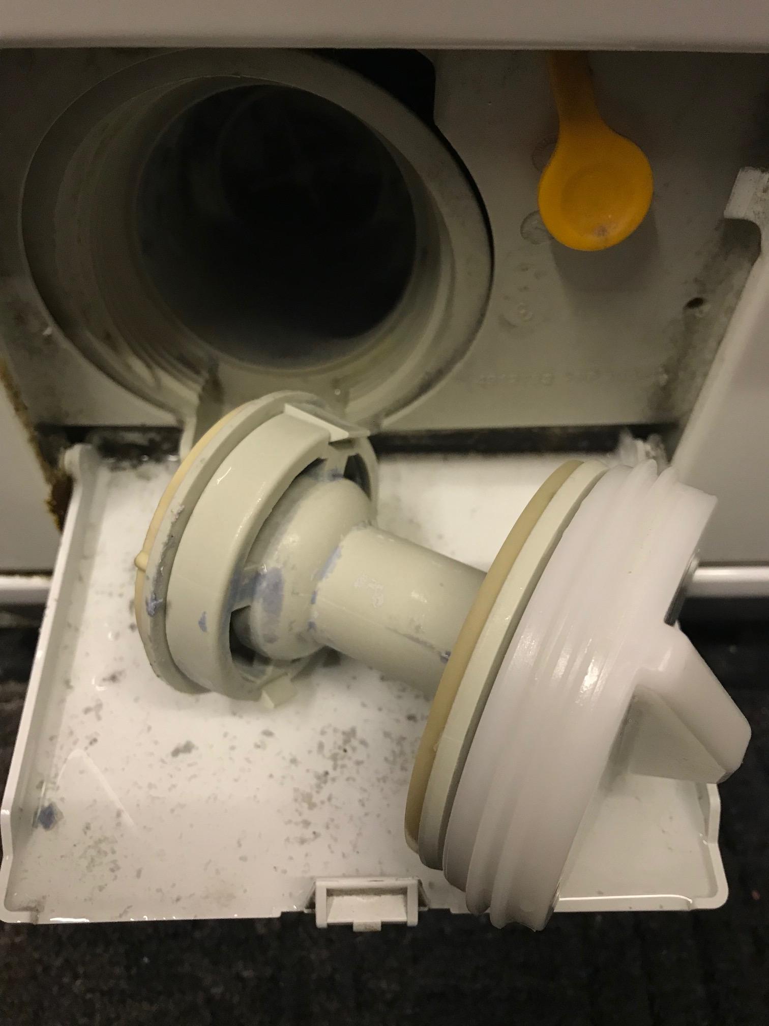 Miele W2444 Removing the drain filter UK Washing