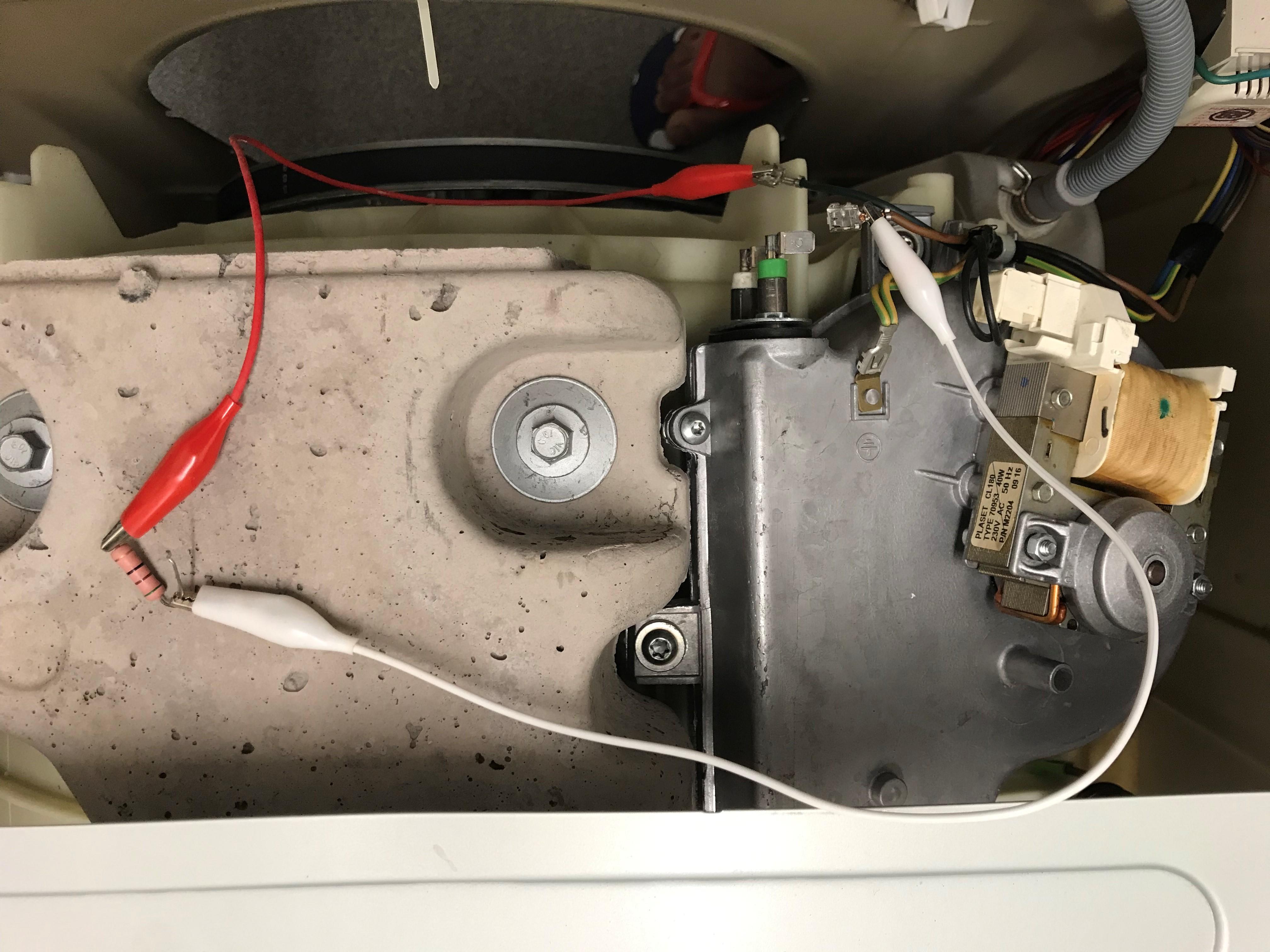 Hotpoint WDUD 9640 tripped fuse box during drying cycle. Filled machine