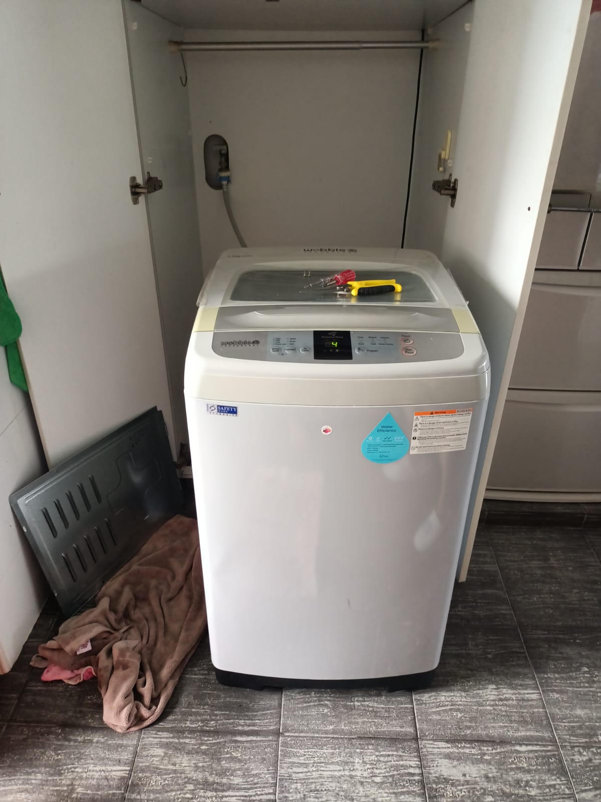 Washing Machine Checking For Outlet Issue Washing Machine Repair