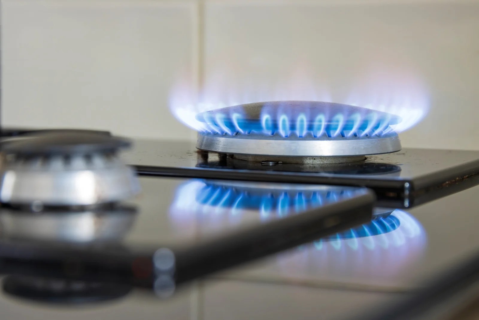 How To Prevent Gas Leaks At Home » Wassup Mate