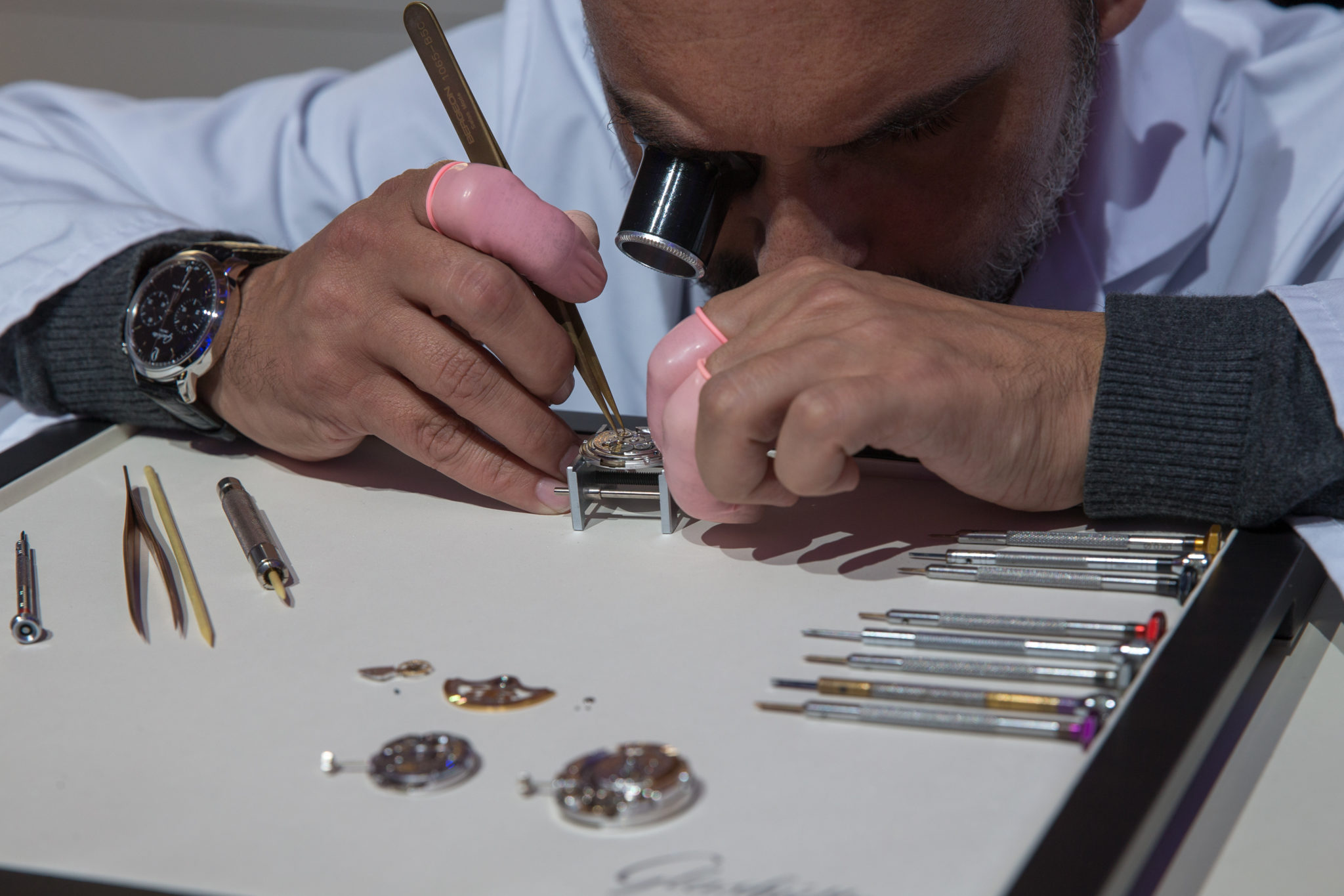 FROM THE EDITOR'S DESK Shortage Of Trained Watchmakers Is Threatening