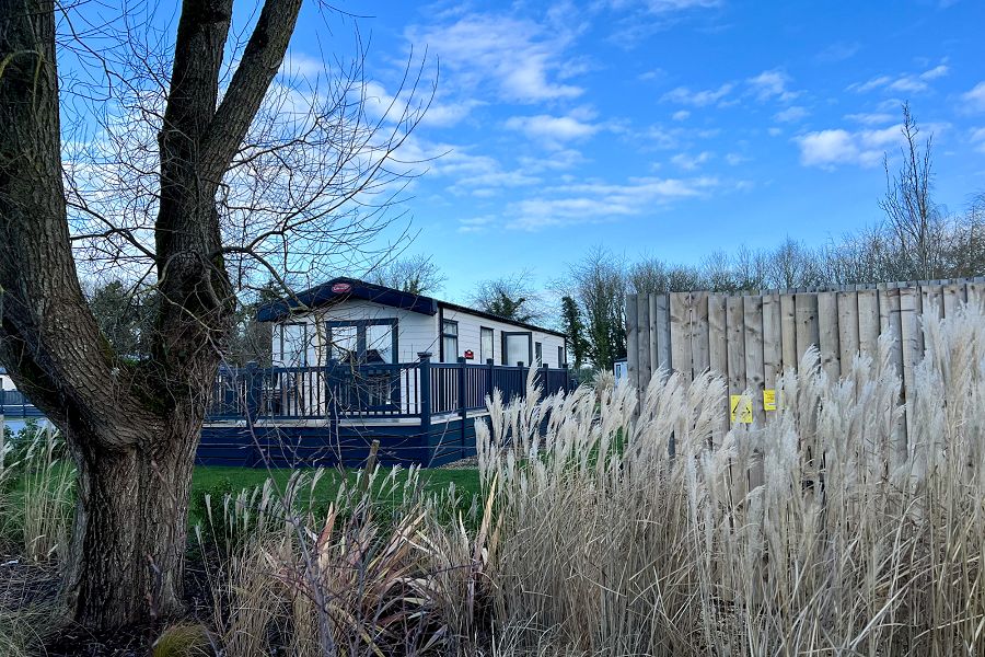 Fieldfare Cotswold Water Park