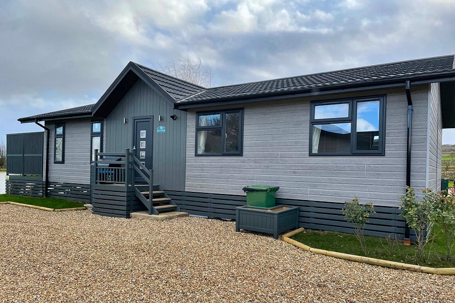 Kingfisher Lodge Willow Lakes, Lincolnshire Wolds