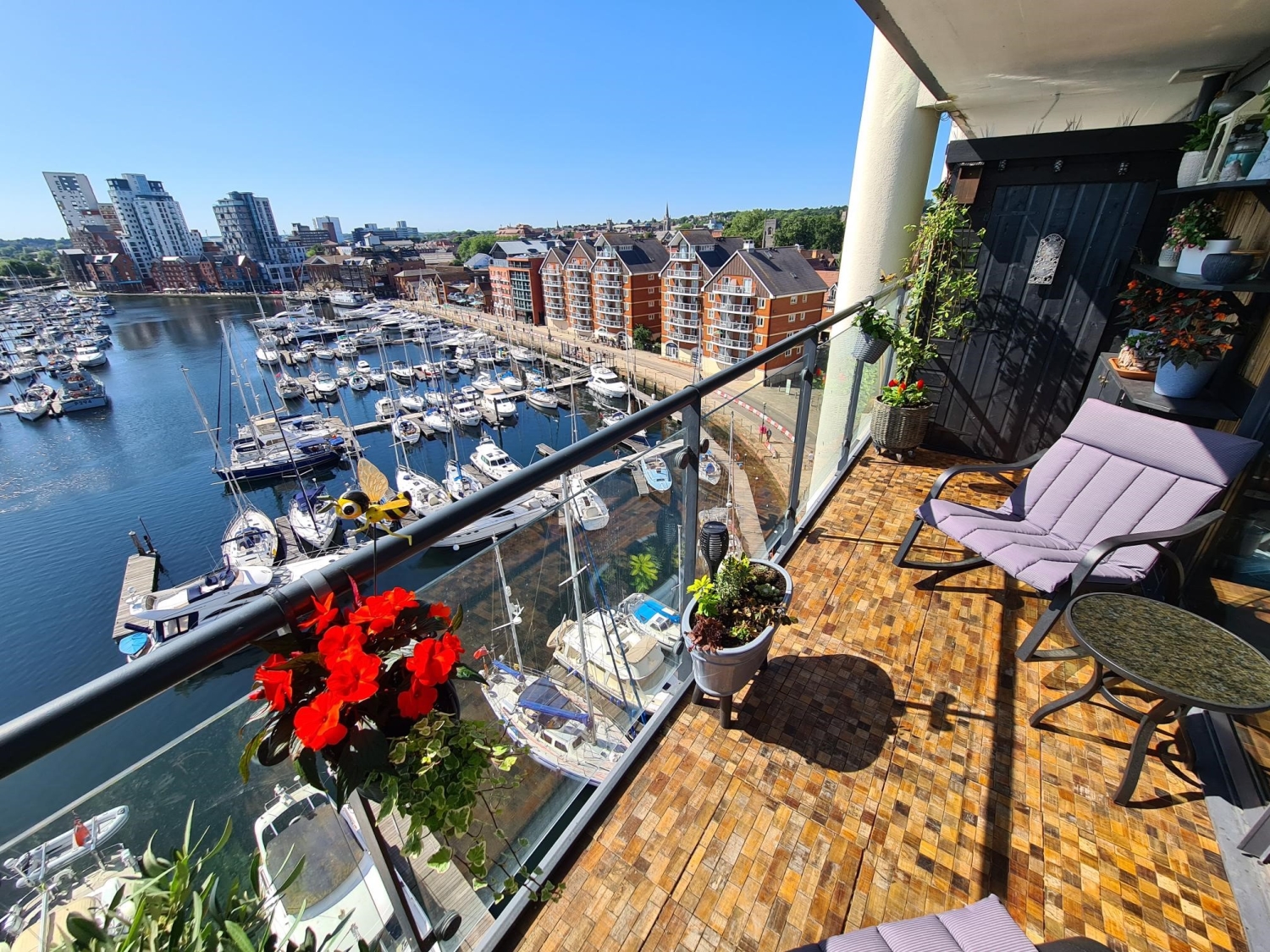 Neptune Marina, Ipswich, Suffolk Waterside Properties