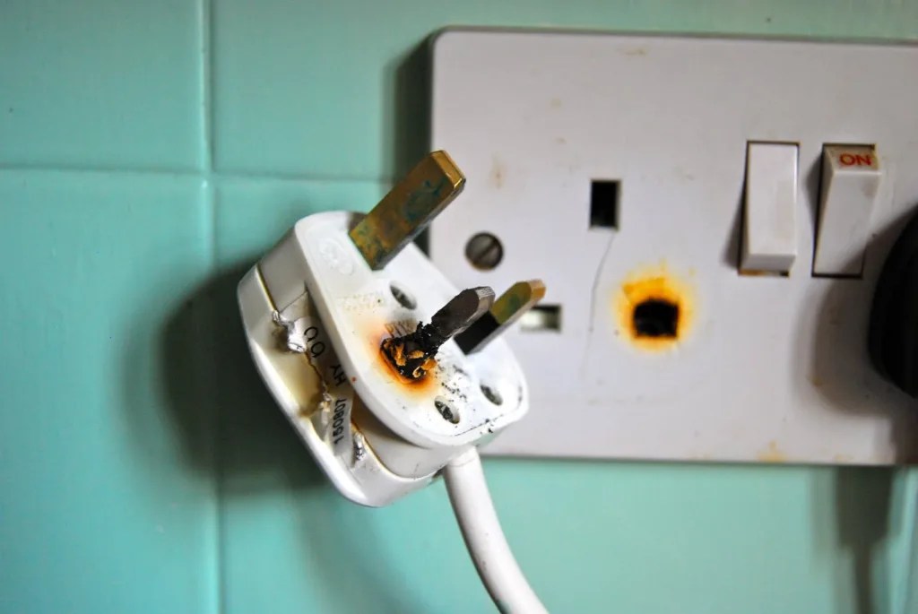 How To Identify and Resolve Common Socket Problems Wave Electrical