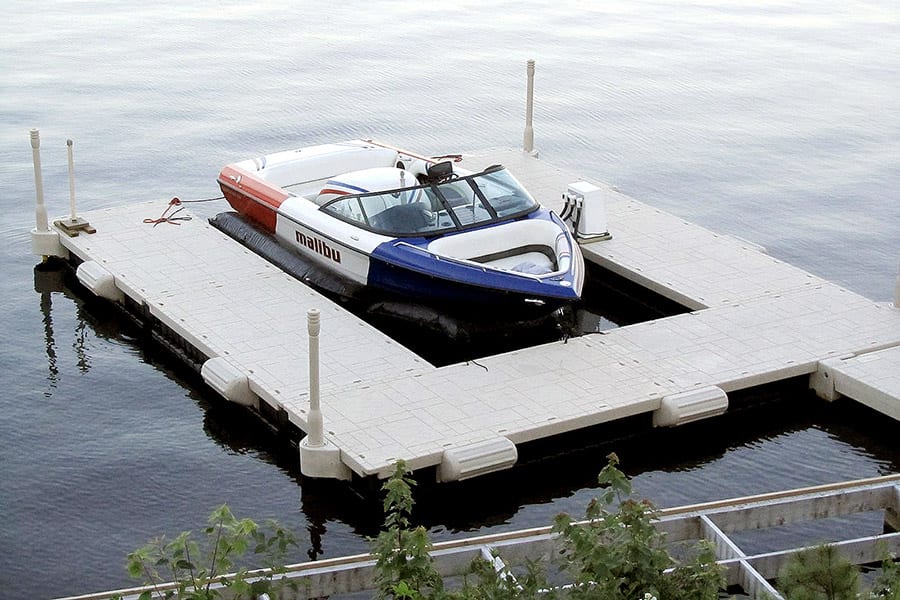 Horizontal Bumper Wave Armor Floating Docks