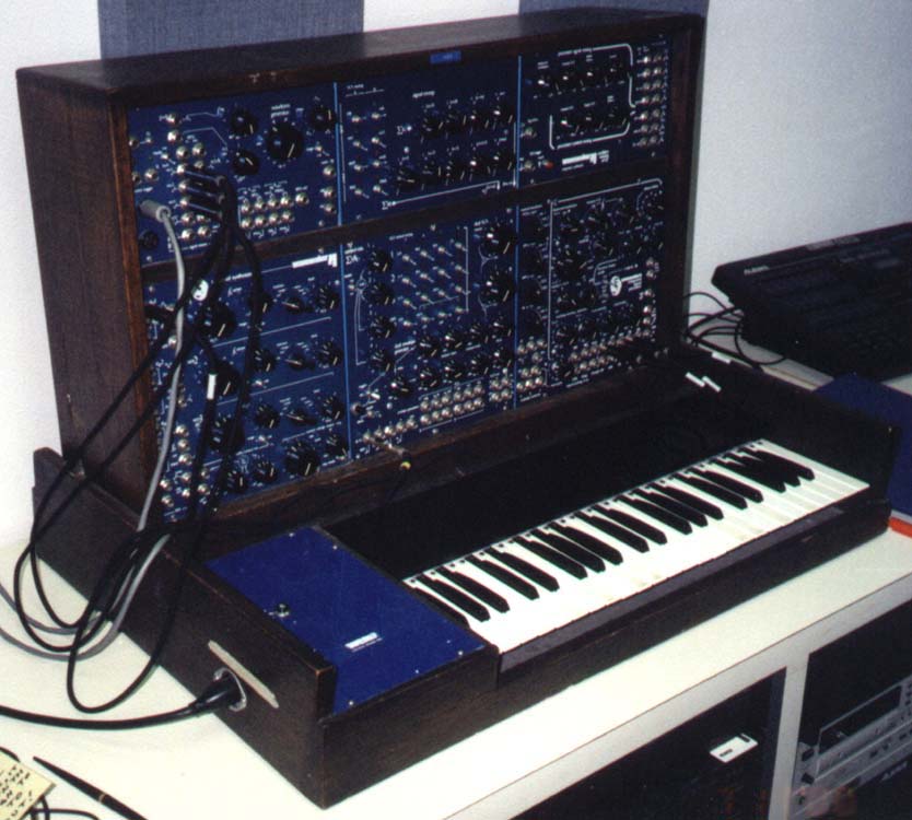 Wavemakers kb electronic music instrumentation modular synthesizer