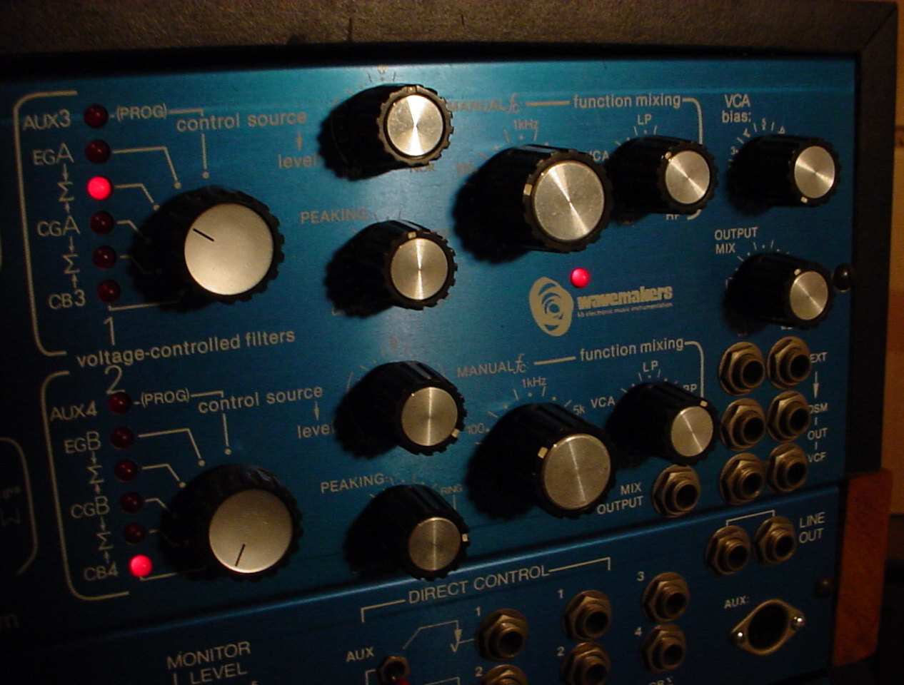 Wavemakers kb electronic music instrumentation modular synthesizer