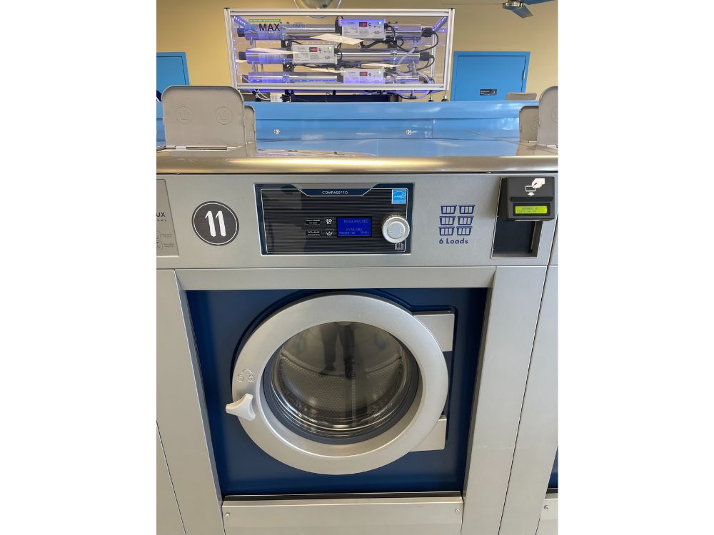 Laundromat in Tucson, AZ SelfService DropOff WaveMAX Tucson AZ