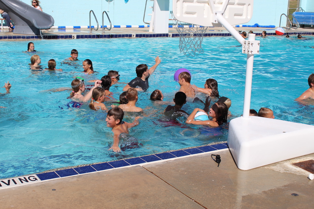 Wayne School District SPLASH WMS Pool Party