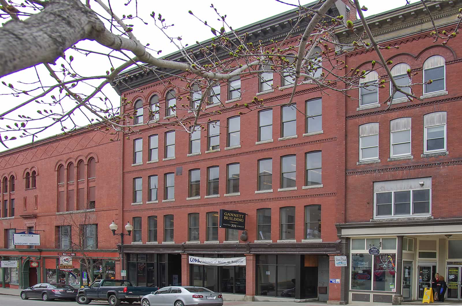 Handley Hall Renovations WBRC Inc.