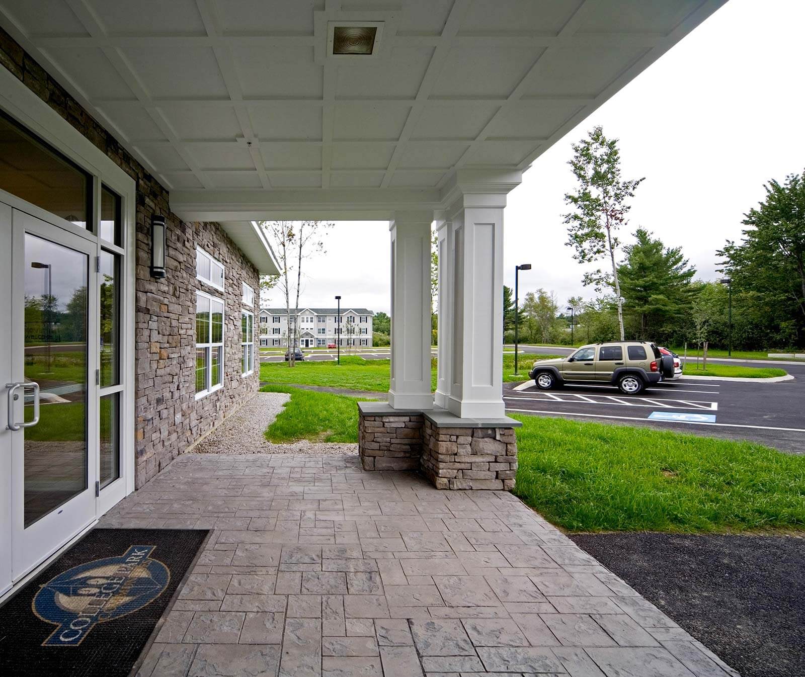 Orchard Trails Student Apartments WBRC Inc.