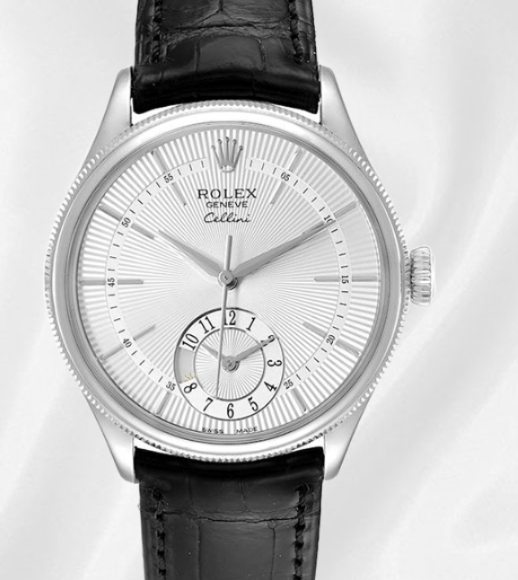 Appreciation of replica watches with three needles on a white plate