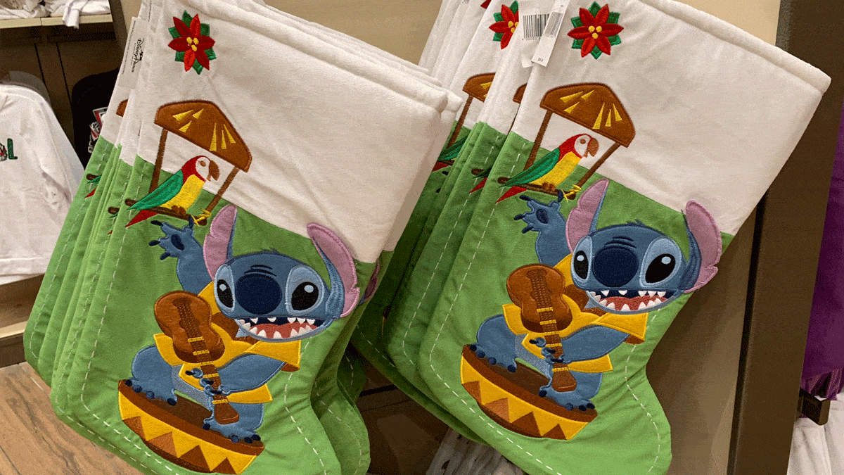 Must Have Disney Stocking Stuffers • WDW Vacation Tips