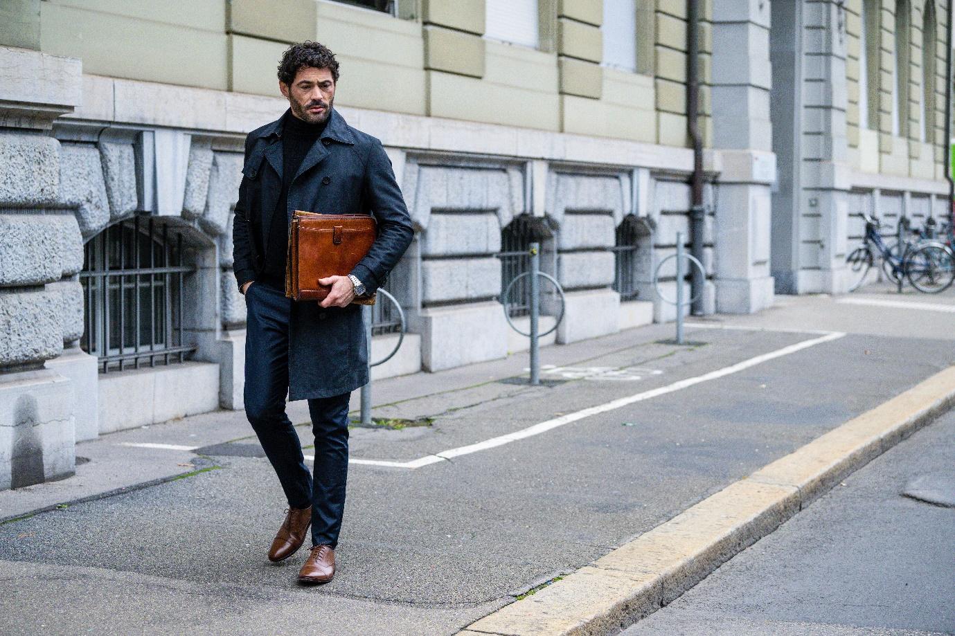 How To Wear Dress Shoes Casually? [Useful Tips] WearDuke