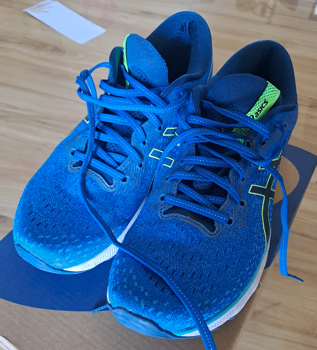 8 Best Shoes for Degenerative Disc Disease in 2024 WearDuke