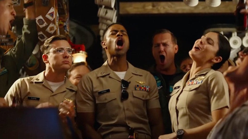 Behind the scenes of Top Gun Maverick with Phoenix and Bob