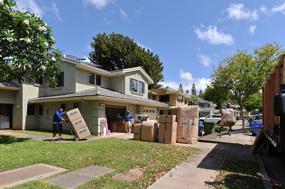 The 10 best cities after service in 2024