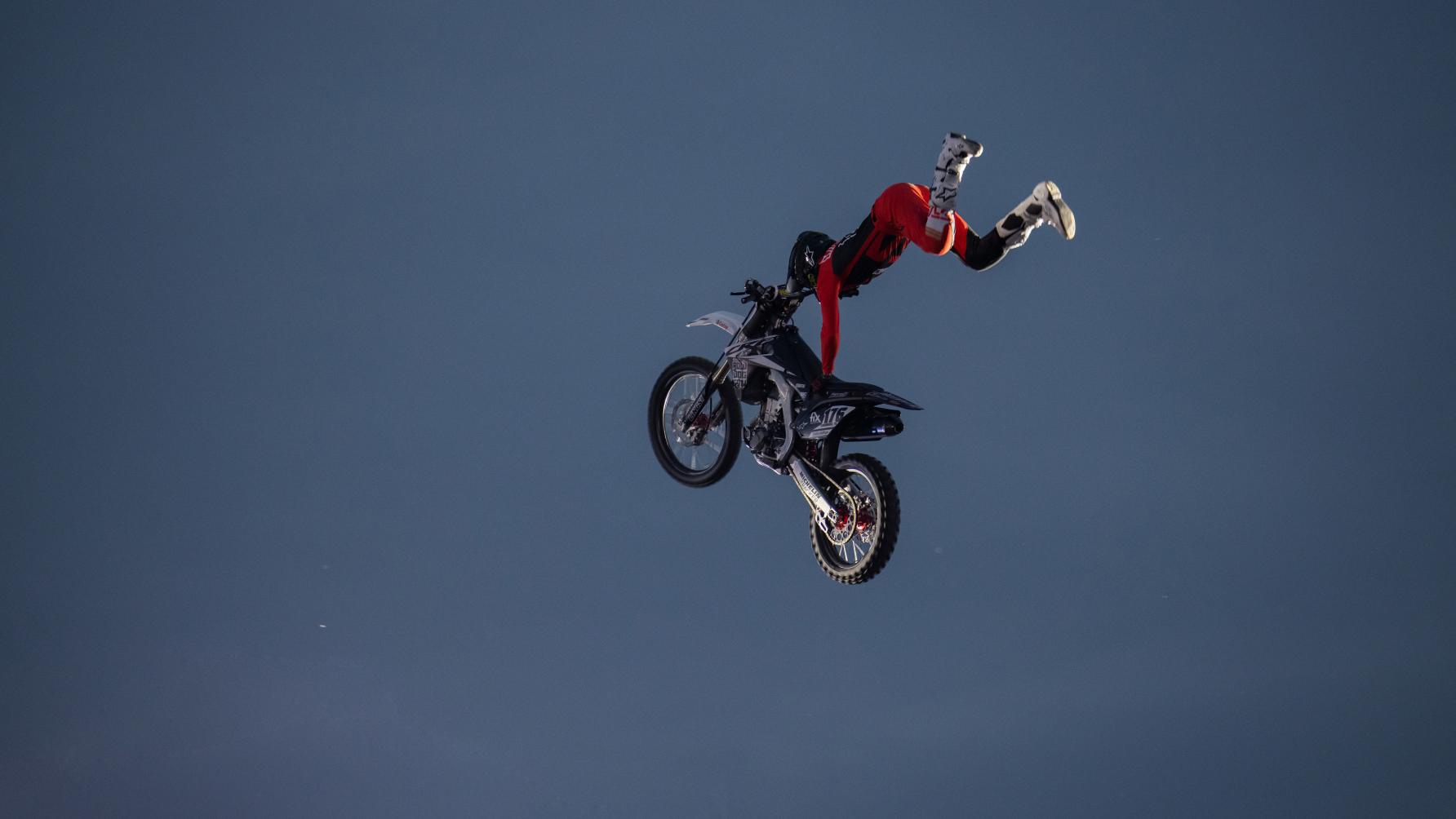 Top Gear Pays MindBlowing Tribute To Motorcycle Stuntman Eddie Kidd