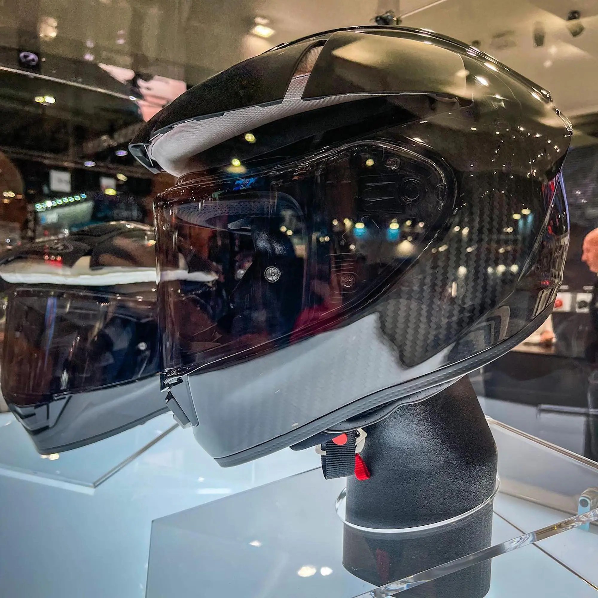 Airoh Reveals World’s First BuiltIn Airbag Helmet webBikeWorld