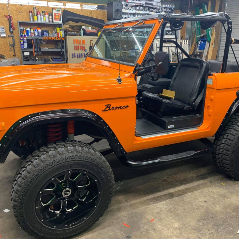 b's Signs and Graphics Sign Shop in Lakeland , FL , 33801