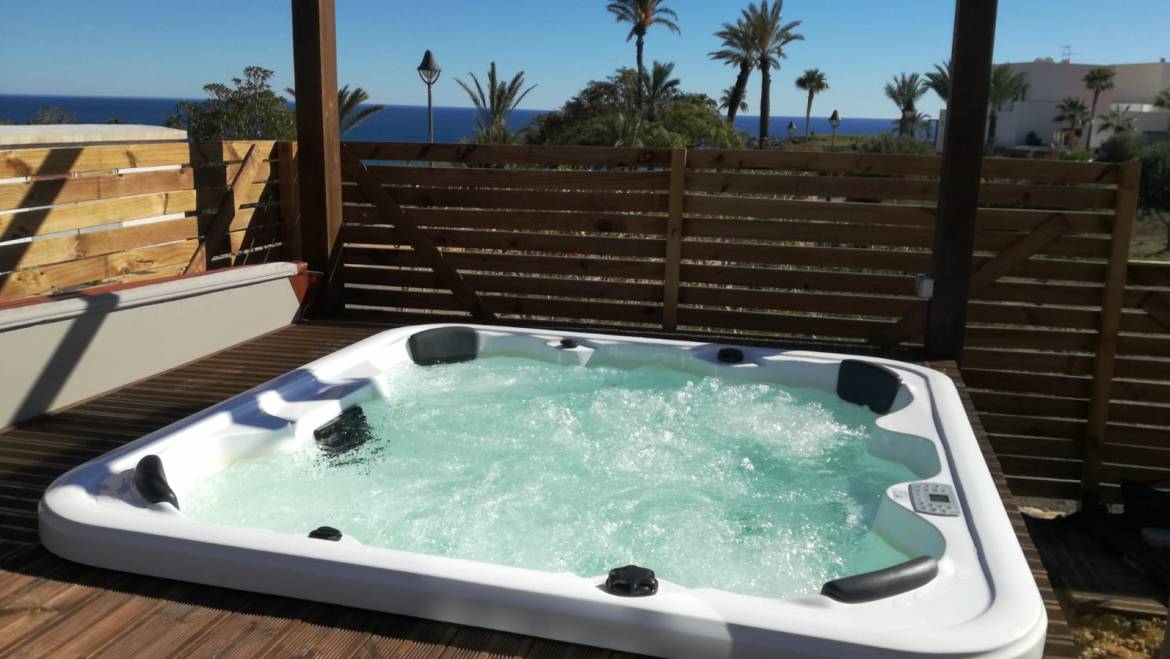 El espacio perfecto para tu jacuzzi de exterior Blog del