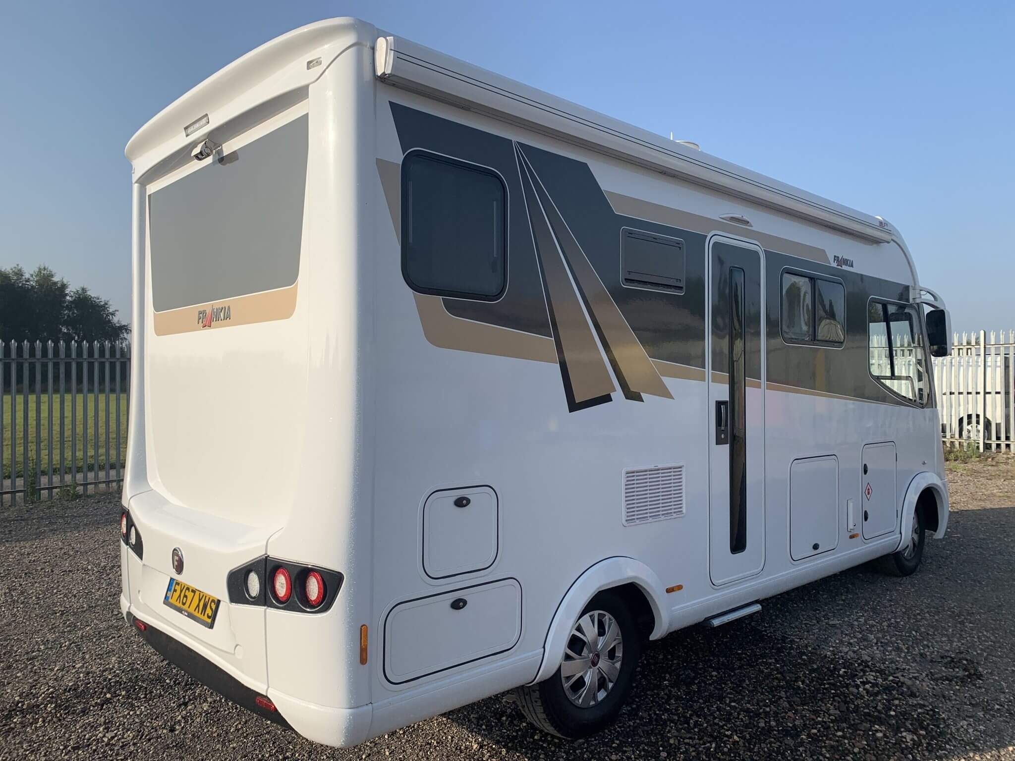 Frankia FLine I 640 SD We Buy Any Motorcaravan
