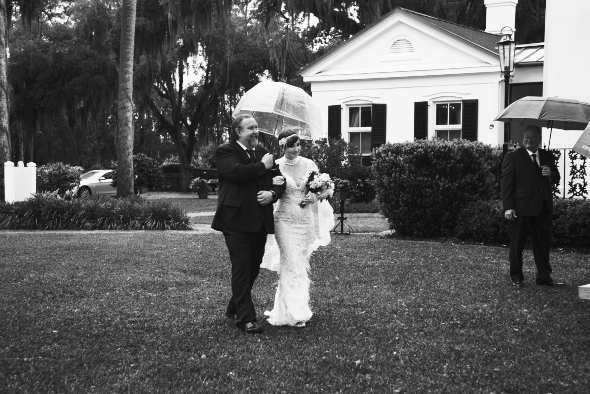 Rainy Savannah Wedding With A '20s Twist