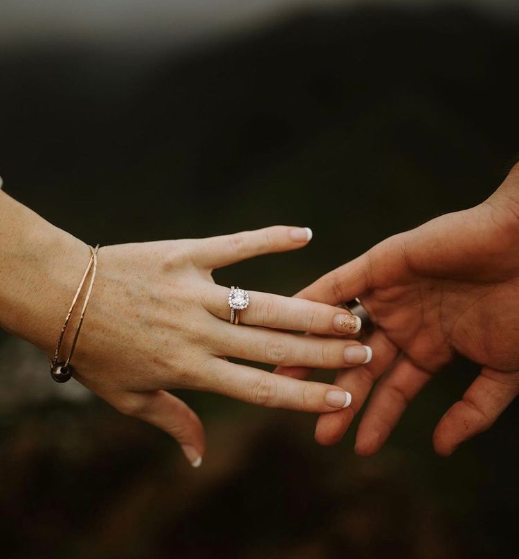 Try Engagement Rings Before You Buy The Wedding Ring Shop Local