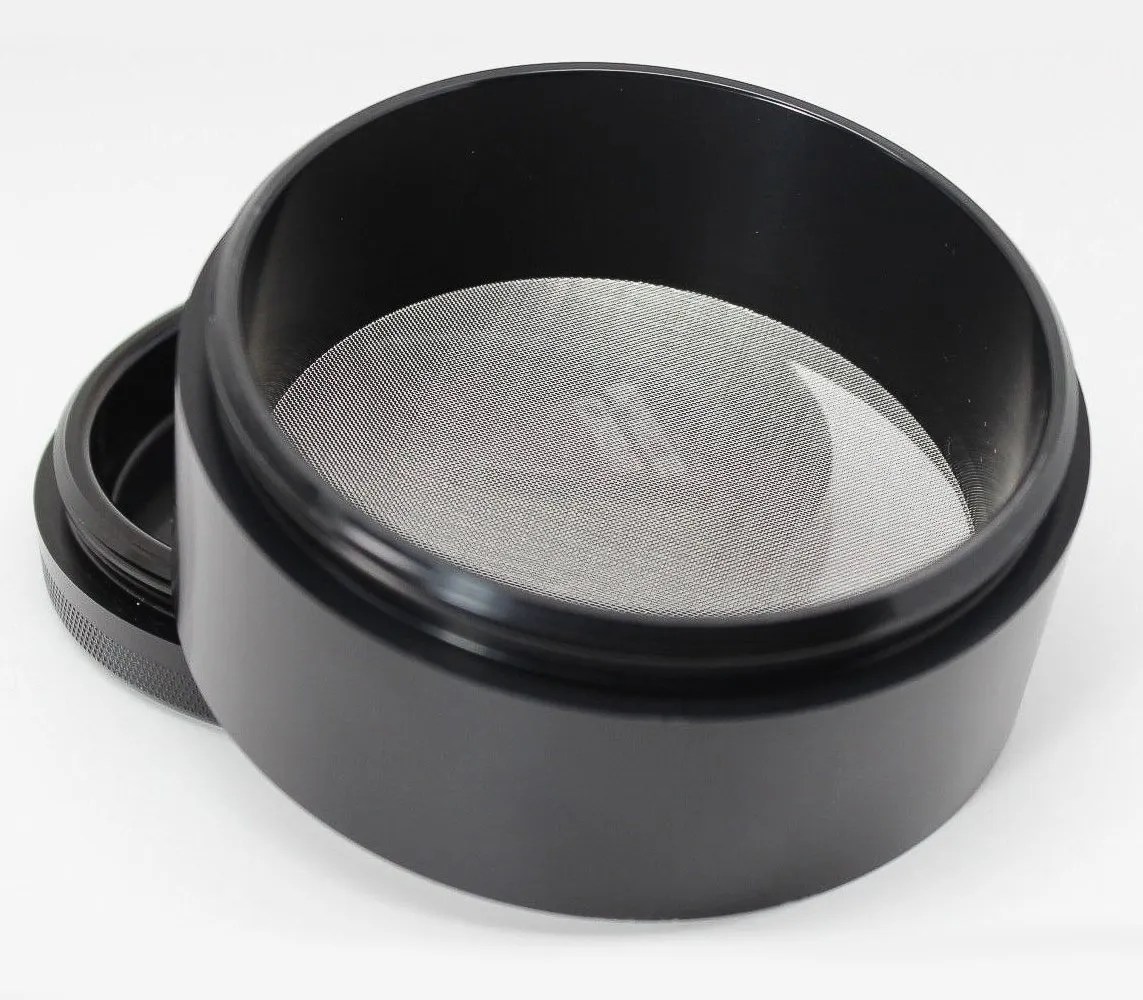 SPACE CASE GRINDER // WEEDGADGETS