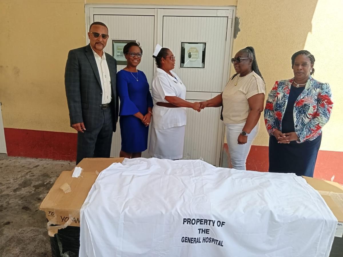 𝐆𝐎𝐕𝐄𝐑𝐍𝐌𝐄𝐍𝐓 𝐇𝐎𝐒𝐏𝐈𝐓𝐀𝐋𝐒 𝐈𝐍 𝐆𝐑𝐄𝐍𝐀𝐃𝐀 𝐑𝐄𝐂𝐄𝐈𝐕𝐄 𝐃𝐎𝐍𝐀𝐓𝐈𝐎𝐍 𝐎𝐅 𝐁𝐄𝐃 𝐋𝐈𝐍𝐄𝐍 Wee 93.