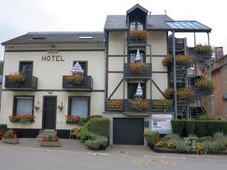 Naar De Ardennen Bij Coo, Stavelot. De Hotels, Restaurants En Attracties.