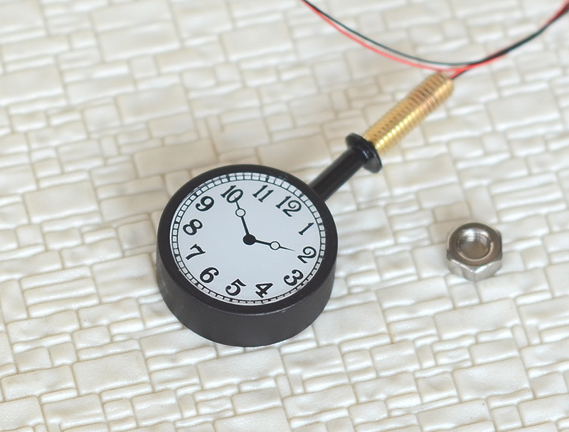 2 x O gauge modern station platform ceiling clock LED light illuminated