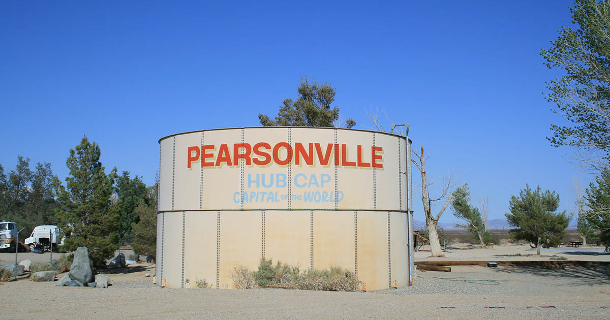 Pearsonville, Hubcap Capital of the World Weird California