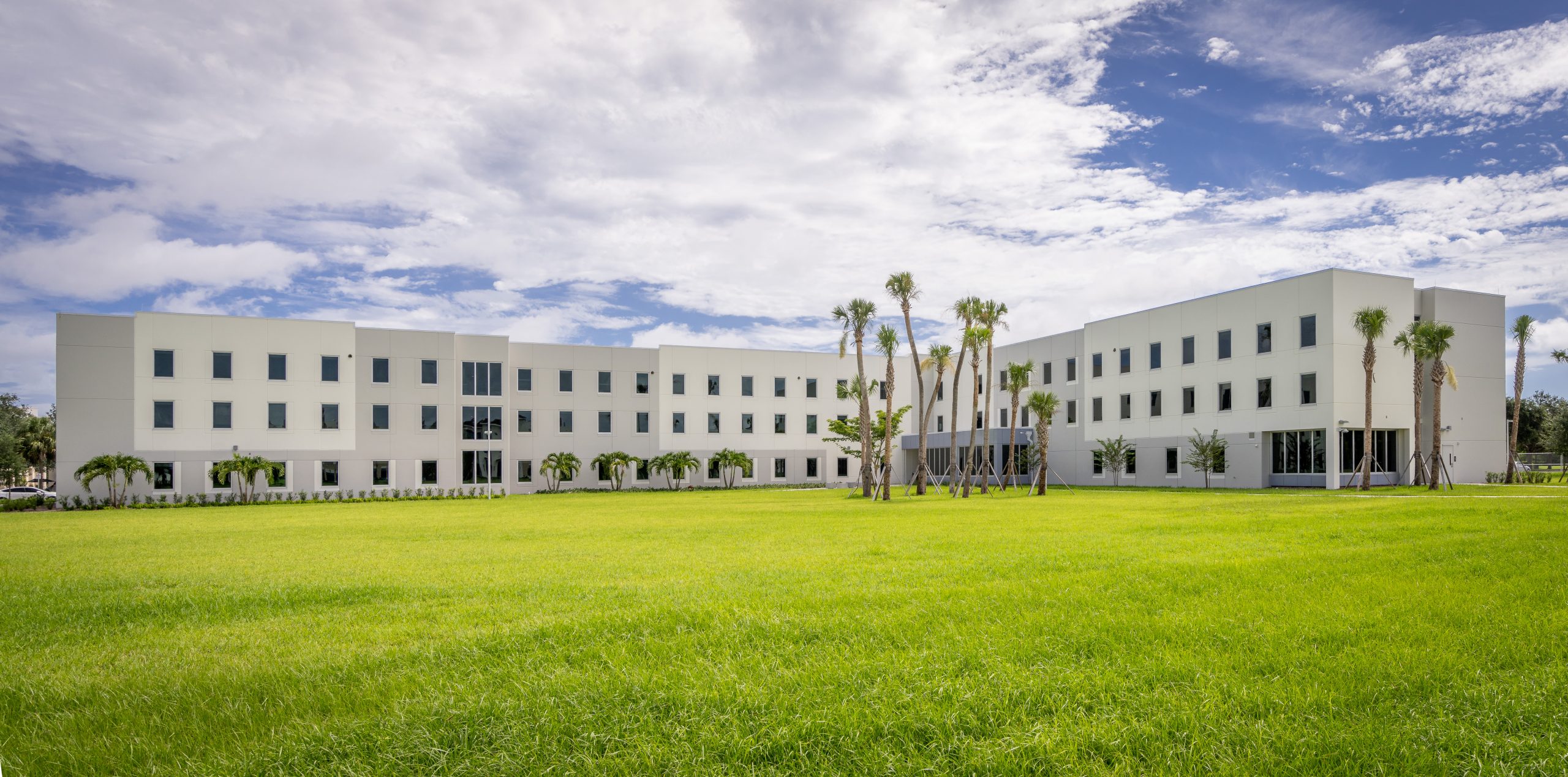 Florida Atlantic University MacArthur Campus Student Housing Weitz