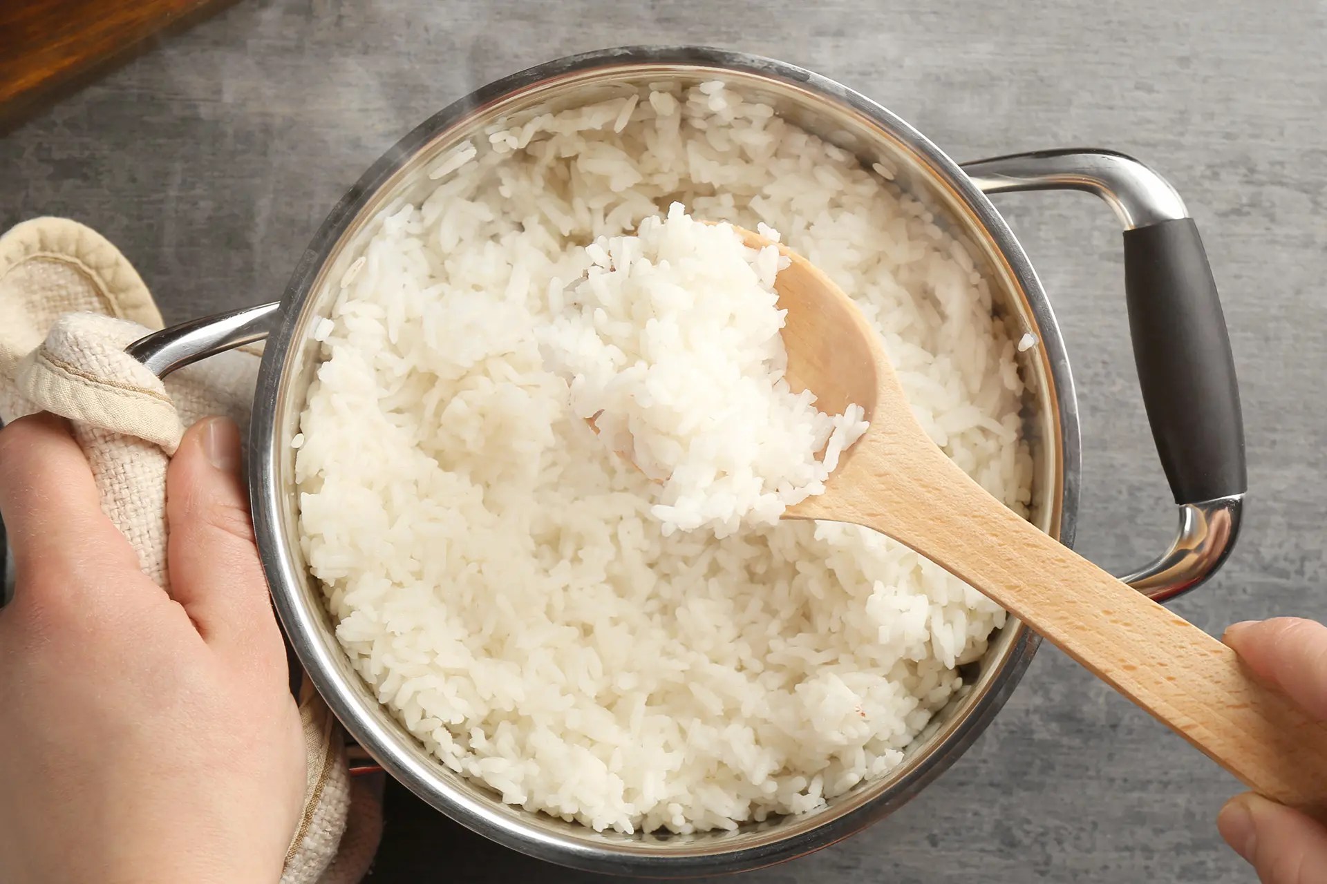 How To Cook Rice Without a Rice Cooker We Know Rice