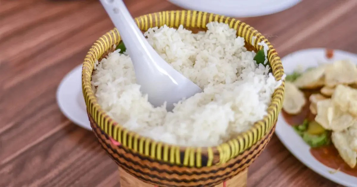 How to Make the Perfect Jasmine Rice (Stovetop and Rice Cooker Methods