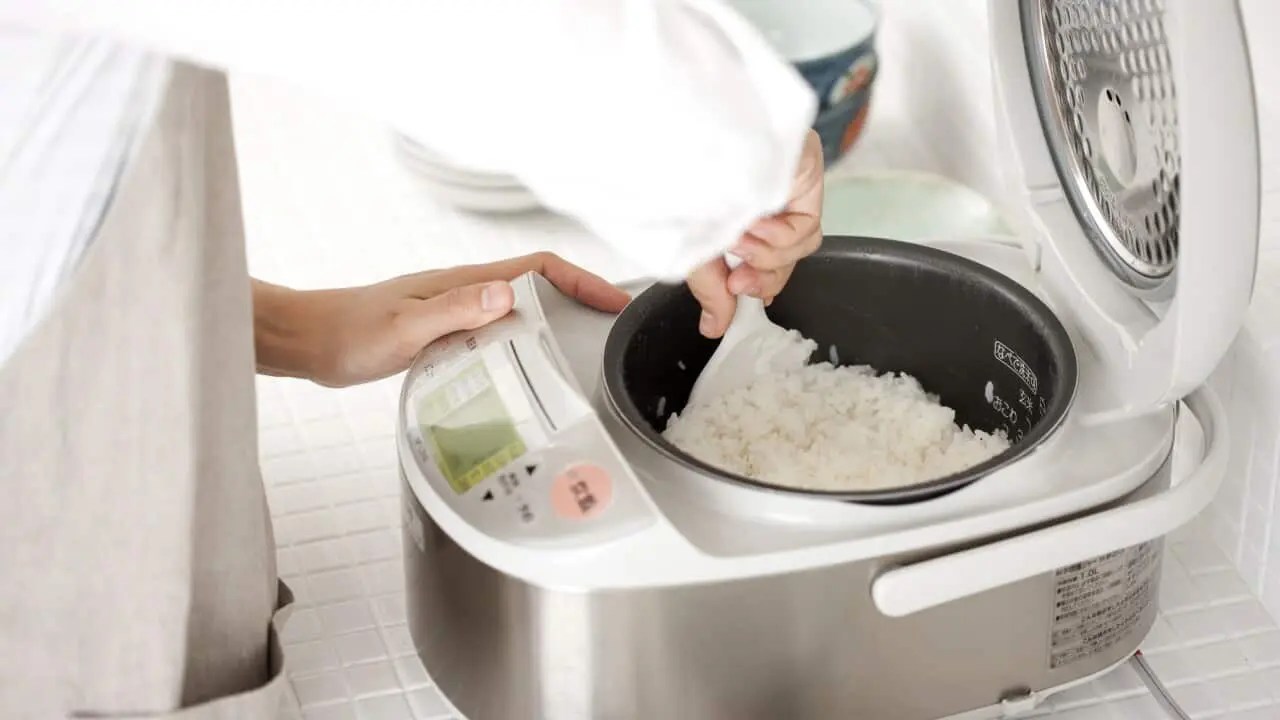 The History of Rice Cookers We Know Rice
