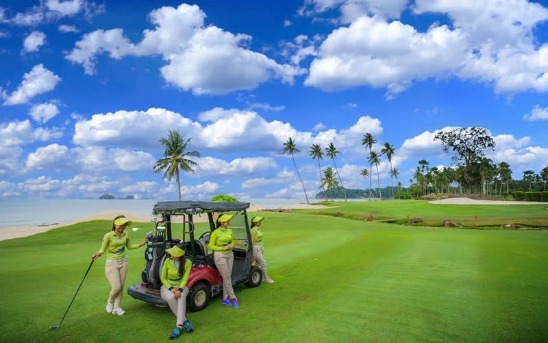 Palm Spring Batam Golf Package + Ferry + Land Transfer