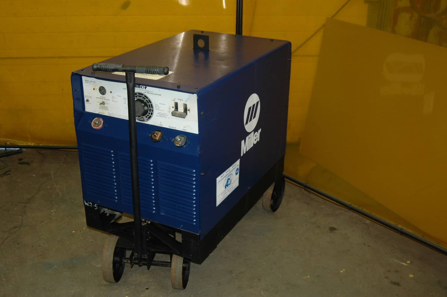 Miller XMT 456 CC/CV Serial No. MD020786U WeldingPro