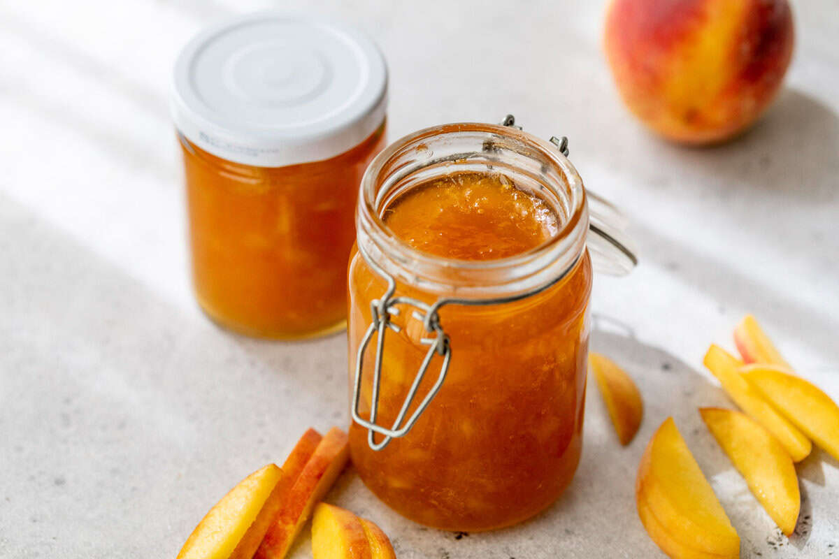 Peach Jam {No Canning Wanted!} The Love Bud