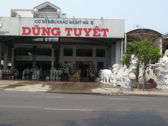 In Da Nang wird Marmor en gros verarbeitet