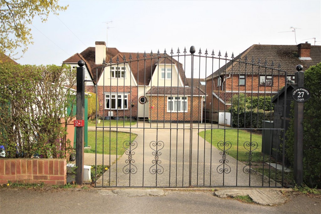 Viewing Request for Colemans Moor Lane, Woodley, Reading WentWorth