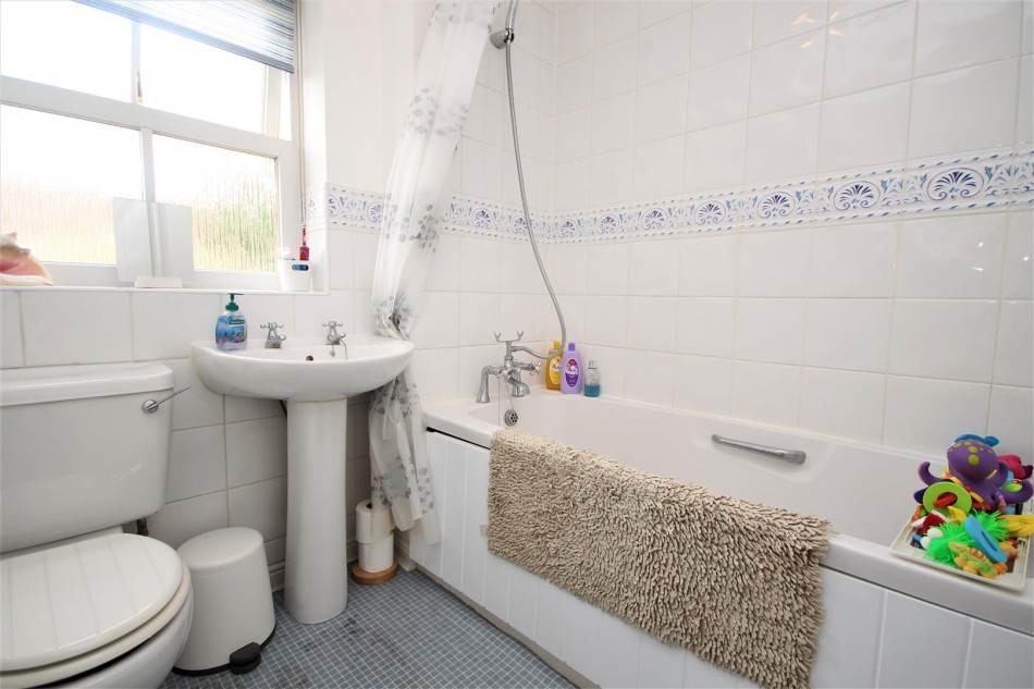 East Park Farm Drive, Charvil, Reading WentWorth Estate Agents