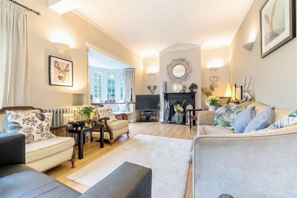 Denmark Avenue, Woodley, Reading WentWorth Estate Agents