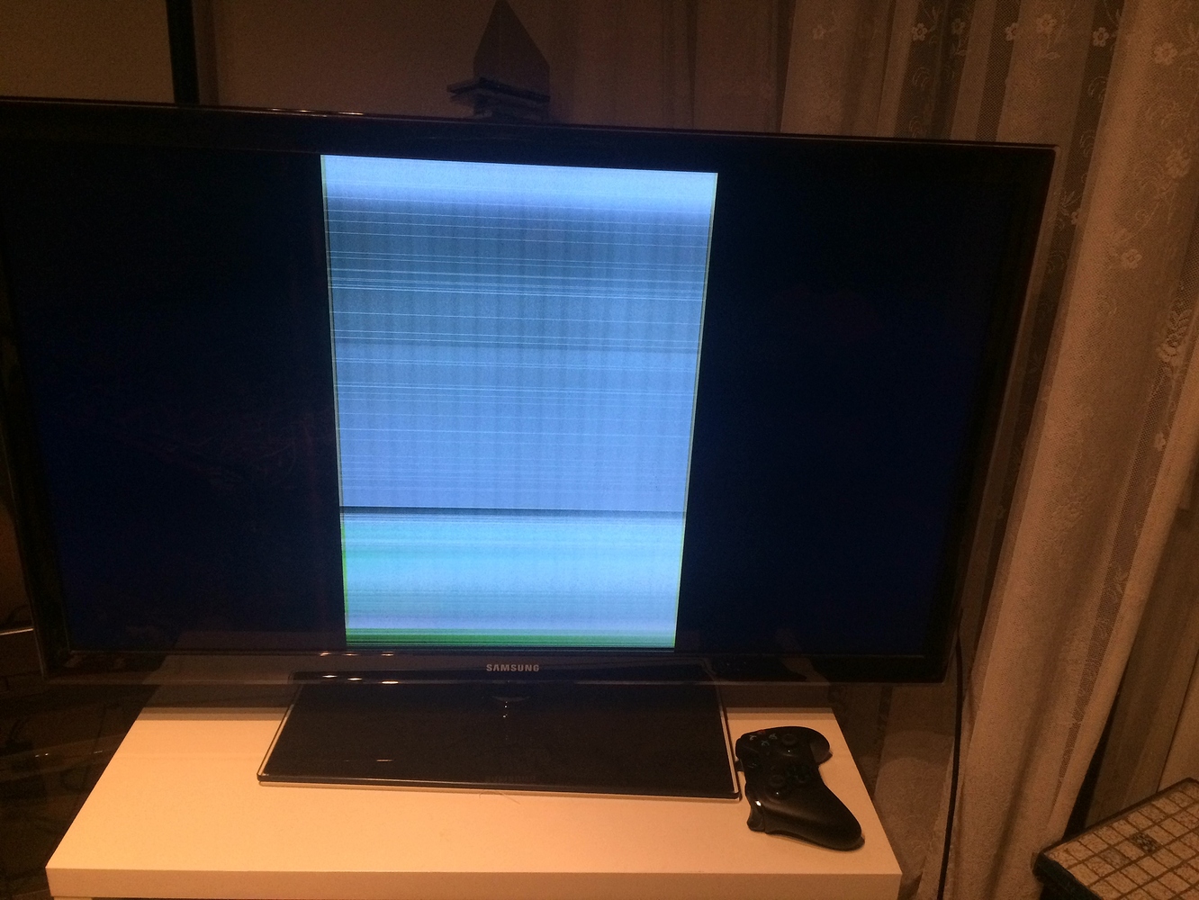 Samsung led TV Streifen im Bild werweisswas.de