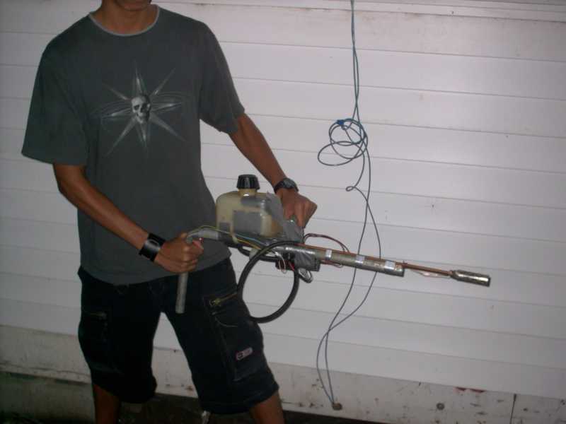 Rocketlab's 15 DIY Flamethrower