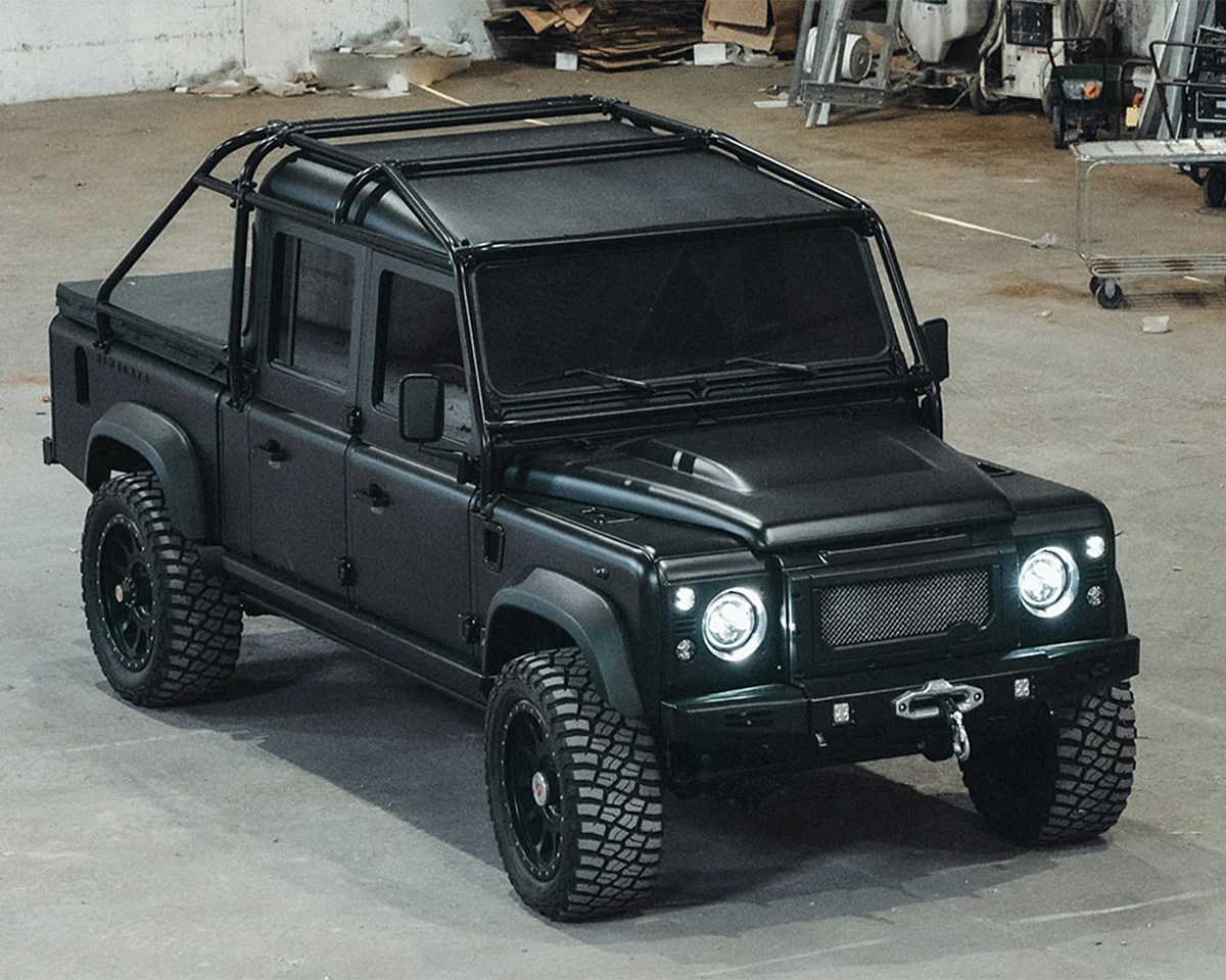 Himalaya Land Rover Defender 130 Summit Series WERD