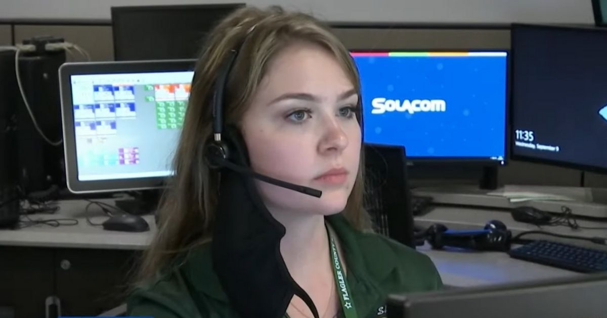 This Hero 911 Dispatcher Helped Save the Life of a 6MonthOld Baby and