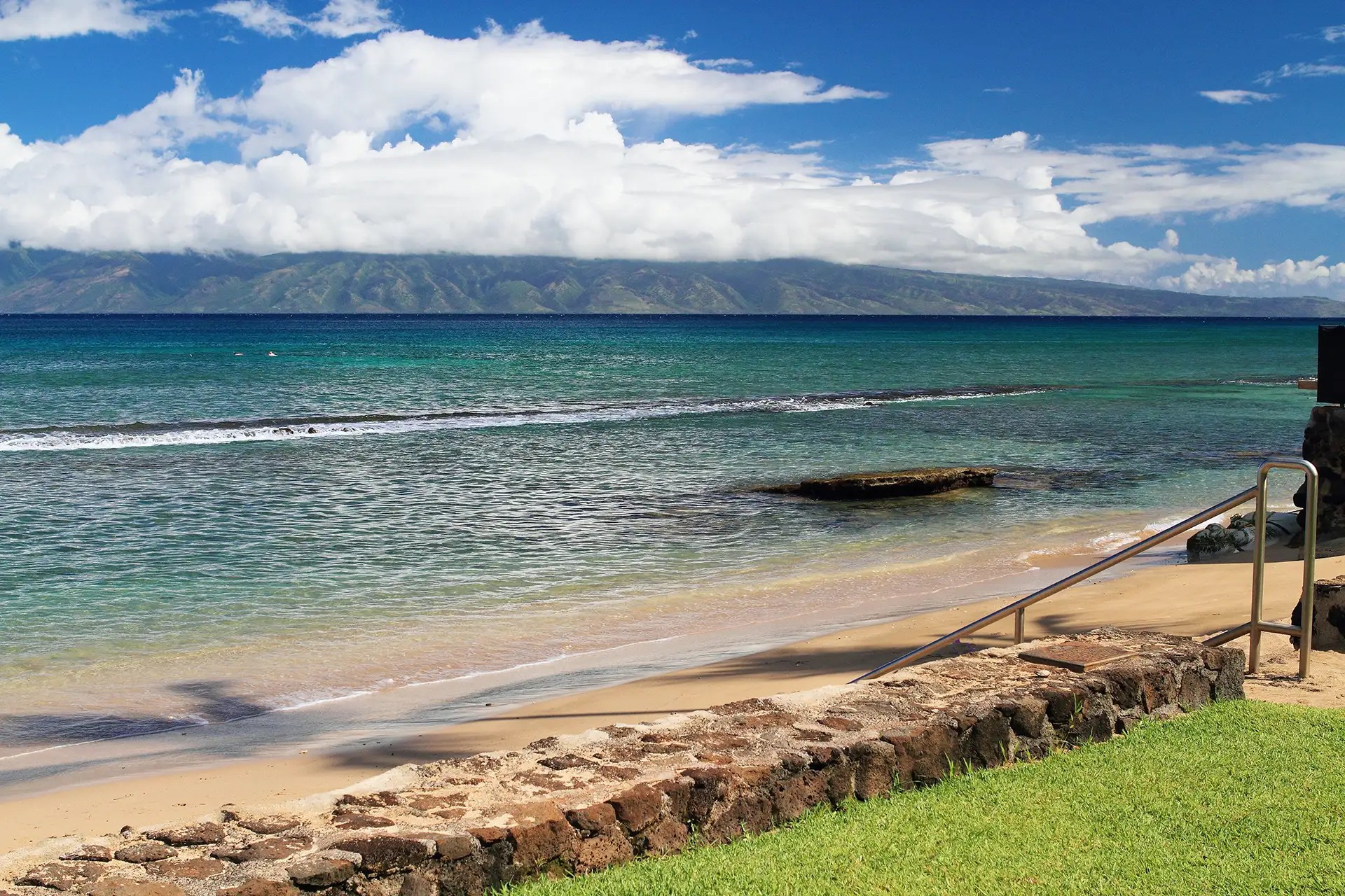 The Pikake Maui West Maui Condos for Rent Chase 'N Rainbows